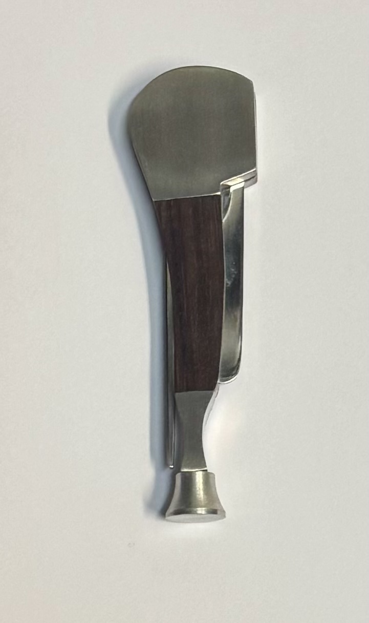 Atacador de Pipas T.D Chapado Madera Nogal